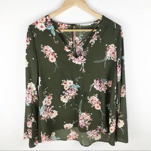 Lush floral Long Sleeve Top size S